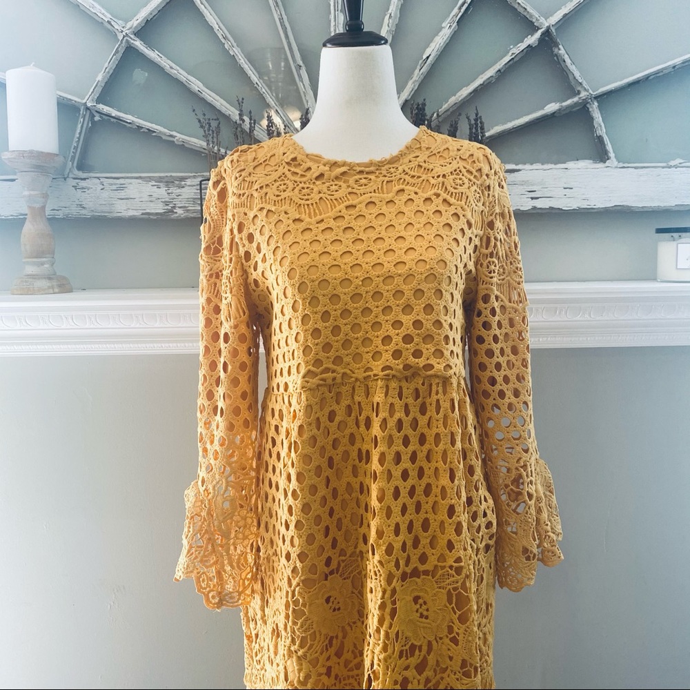 Orange Creek Mustard Lace Midi Dress Size Small - Picture 7 of 16